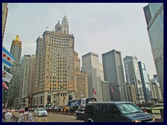 S Michigan Avenue seen from Magnificent Mile (N Michigan Ave)